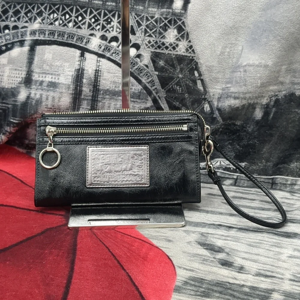 Coach Patent Leather Poppy Wallet